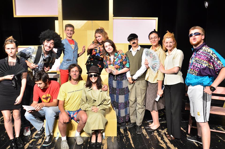 Young actors in the play Tačka razno (An advice for the House council)