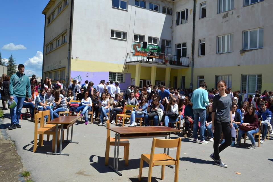 2014. Naš način da nešto promenimo - Gimnazija Bor