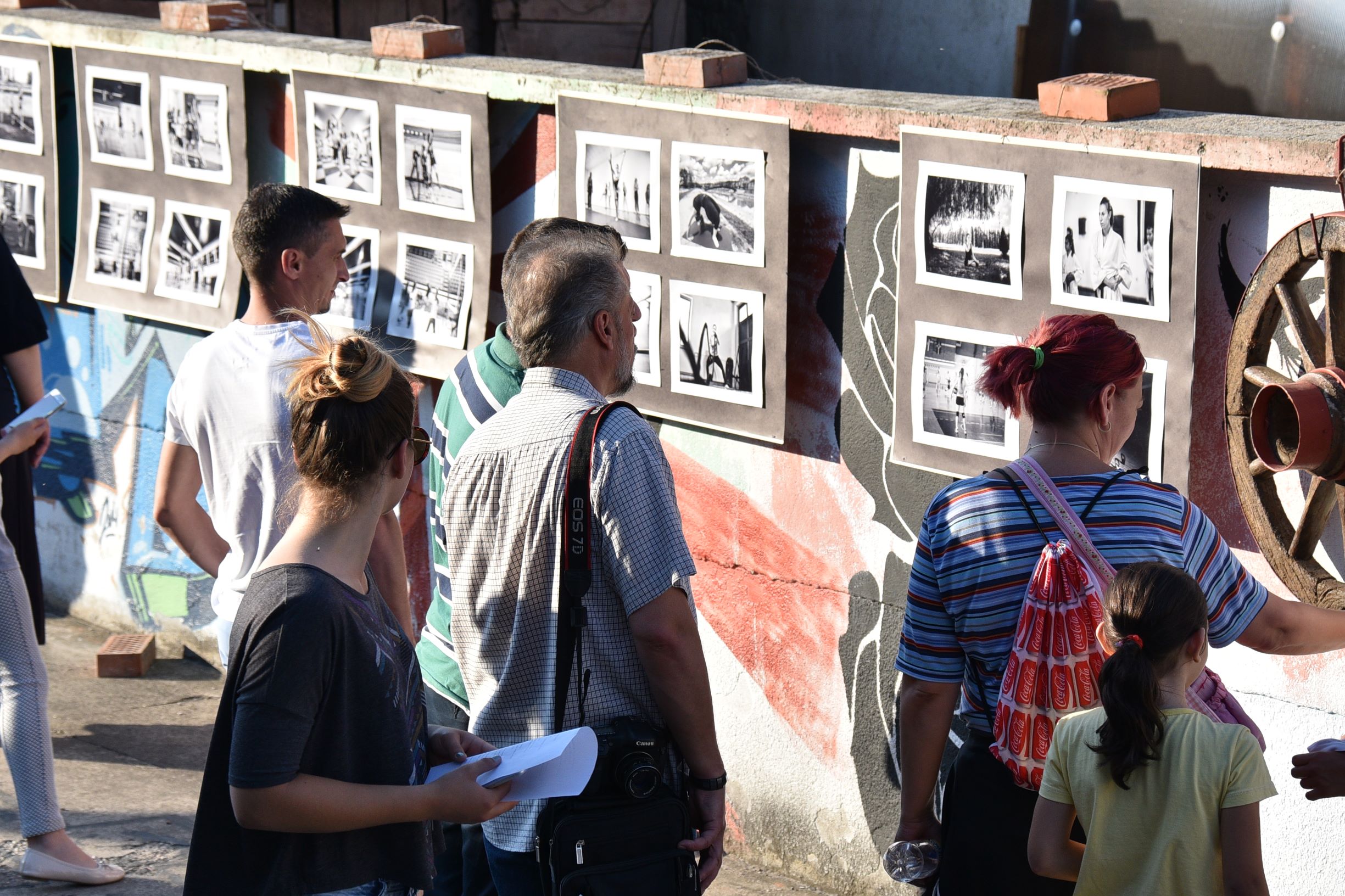 2017 Female mirror - Children's Center