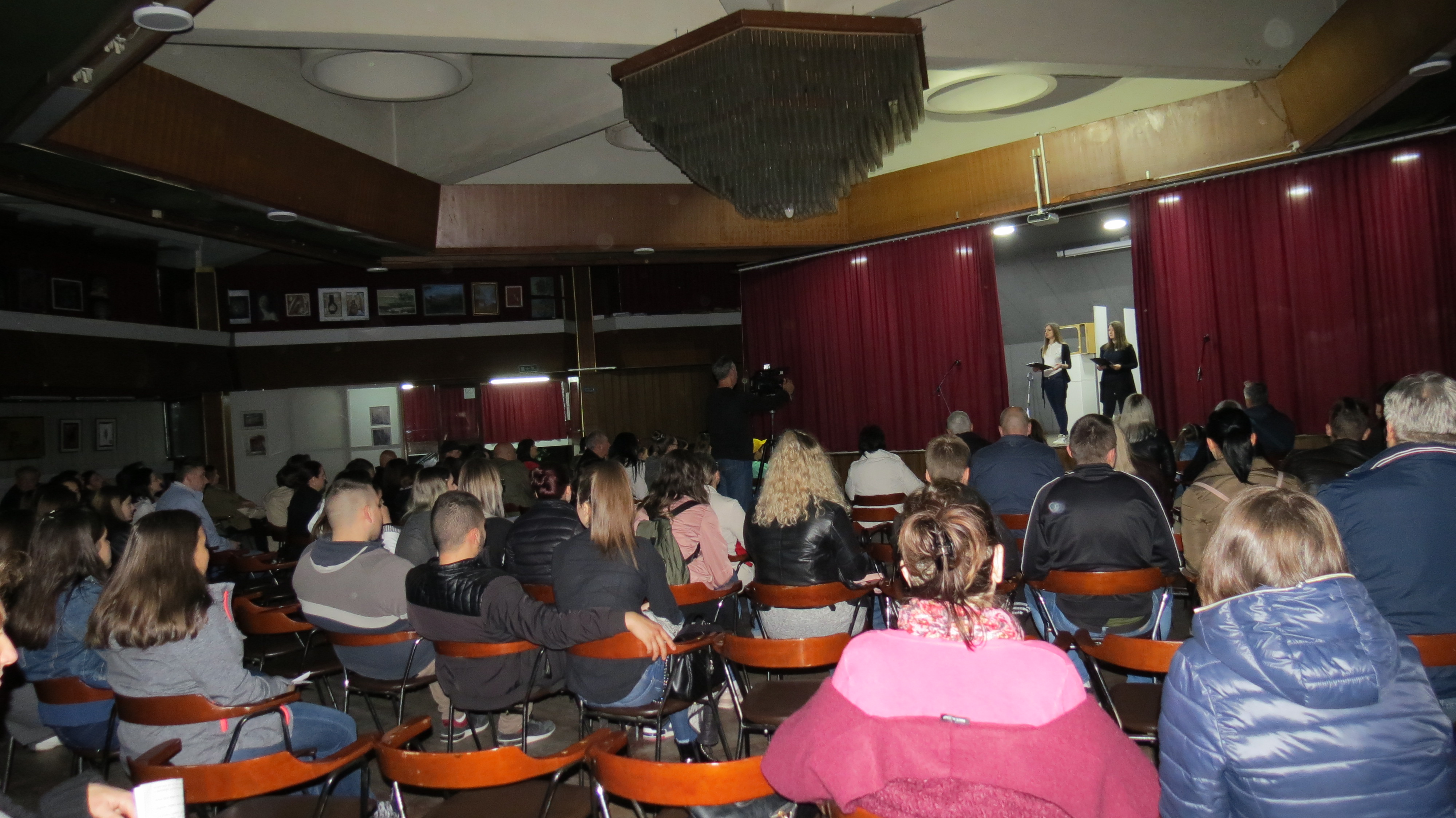 Youth on the Move program and support for the play "Find Your Channel" at the Majdanpek Cultural Center.