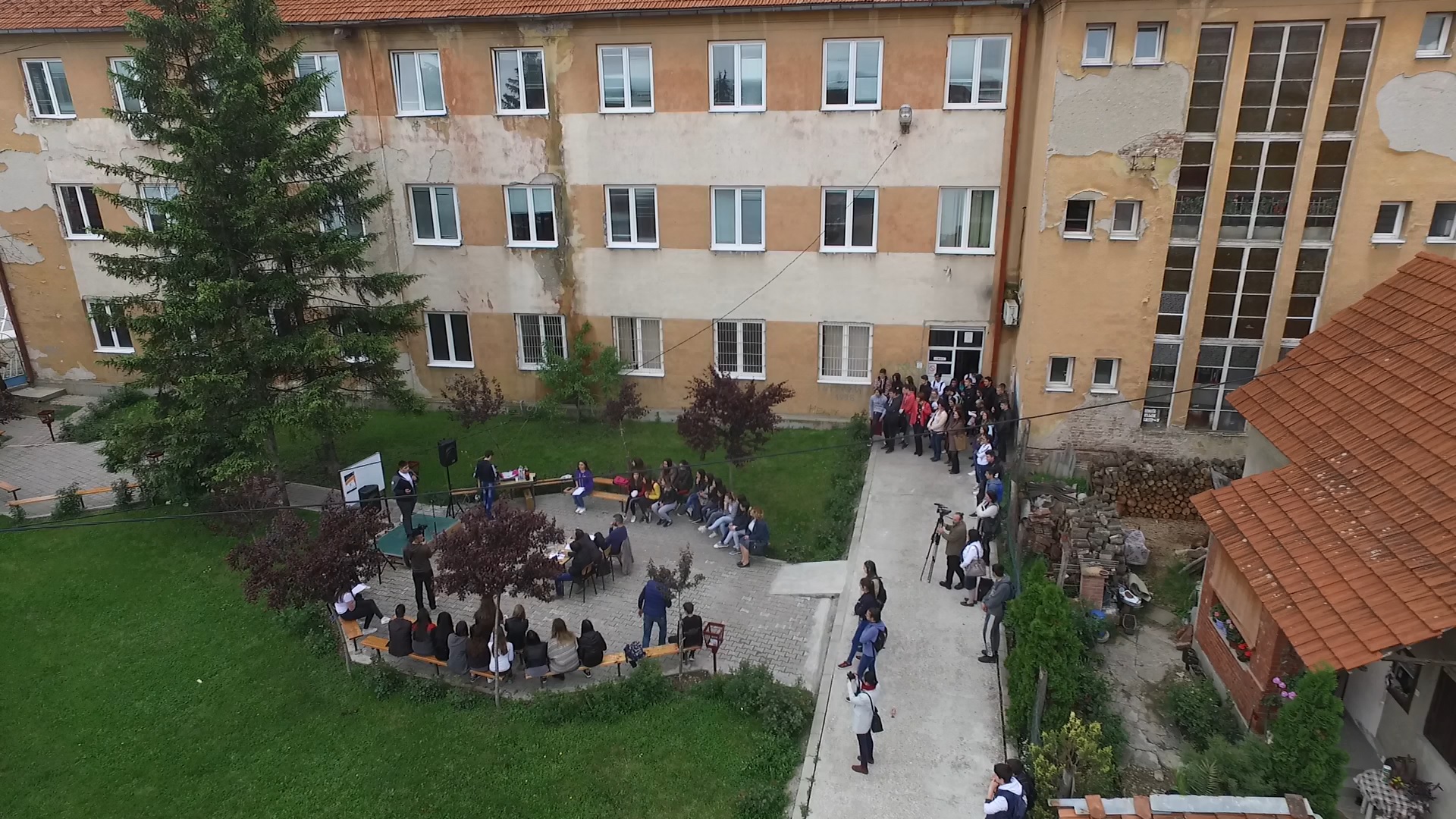 2019. Besedom do demokratije II - Ekonomsko - trgovinska škola Zaječar